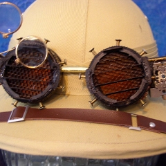 Steampunk_Goggles_by_Klaatahulin